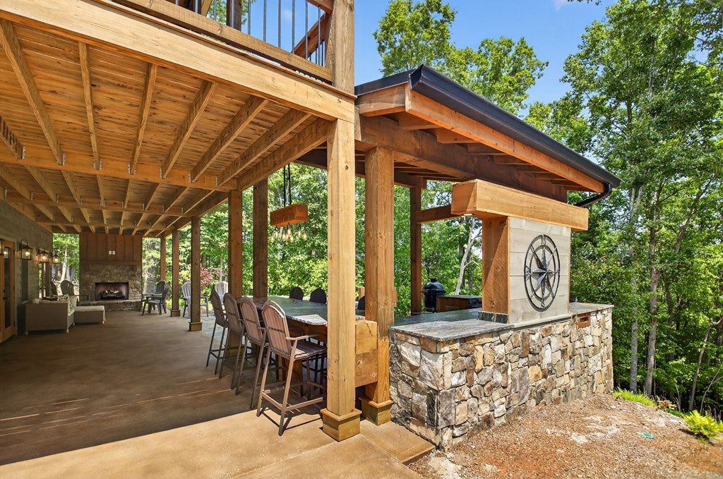 Morganton, Georgia, 30560, United States, 4 Bedrooms Bedrooms, ,4 BathroomsBathrooms,Residential,Active,1844261