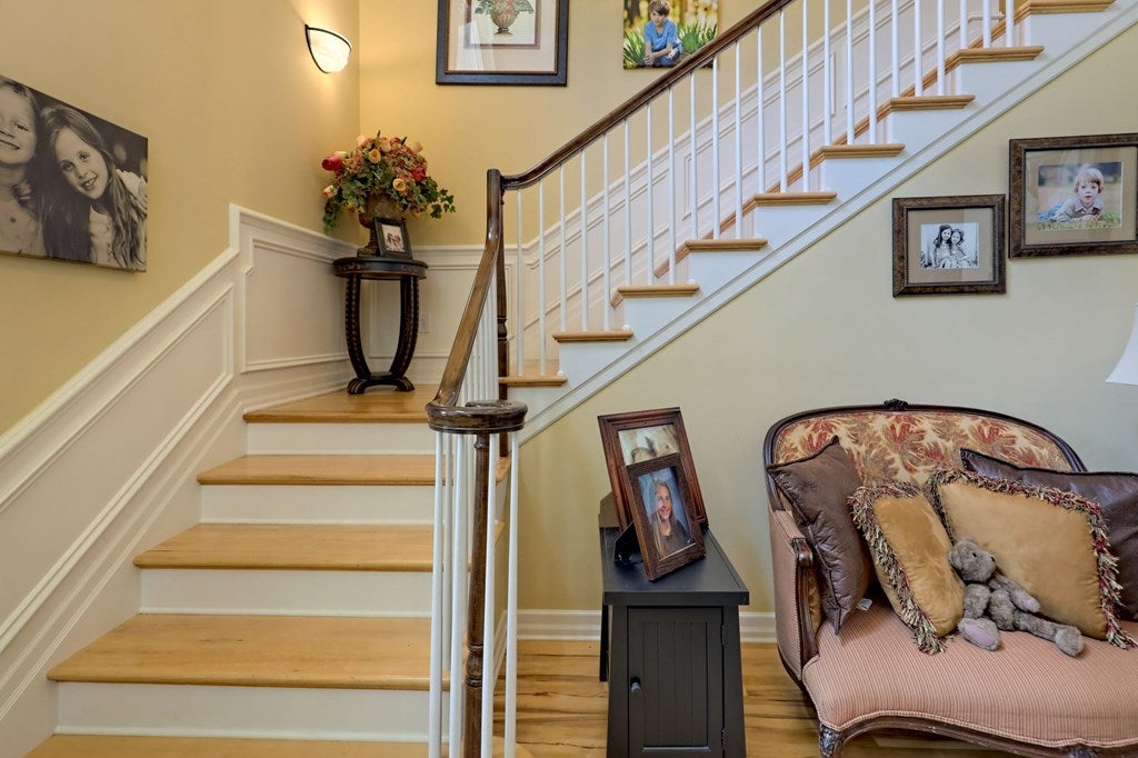 Hiawassee, Georgia, 30546, United States, 4 Bedrooms Bedrooms, ,5 BathroomsBathrooms,Residential,Active,1741595