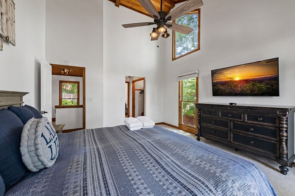 Morganton, Georgia, 30560, United States, 4 Bedrooms Bedrooms, ,3 BathroomsBathrooms,Residential,Pending,1858671