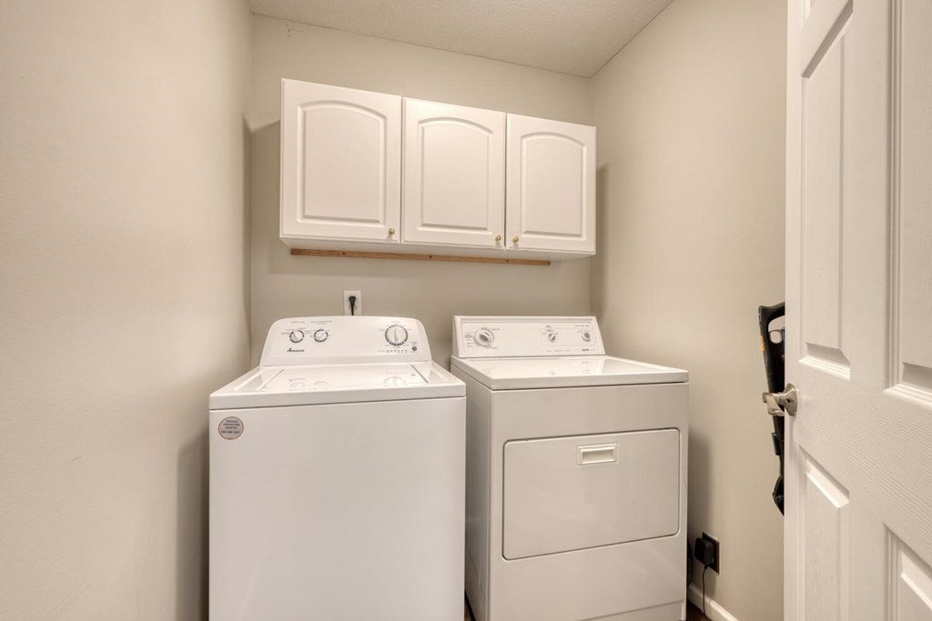 Blairsville, Georgia, 30512, United States, 4 Bedrooms Bedrooms, ,4 BathroomsBathrooms,Residential,Active,1920254