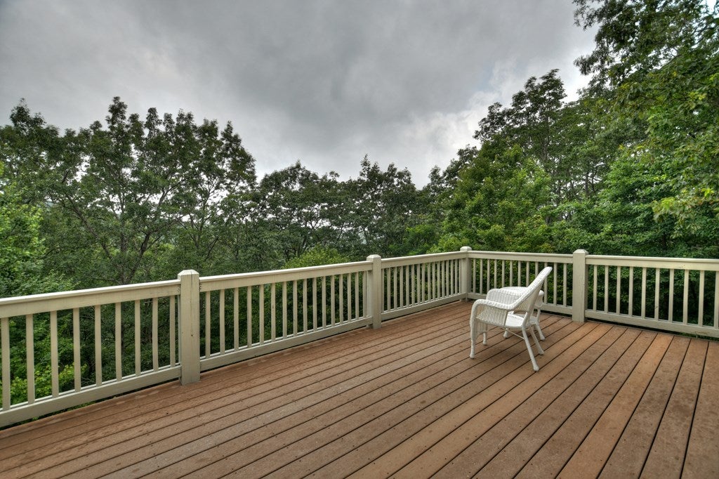 Ellijay, Georgia, 30536, United States, 6 Bedrooms Bedrooms, ,7 BathroomsBathrooms,Residential,Active,1790226