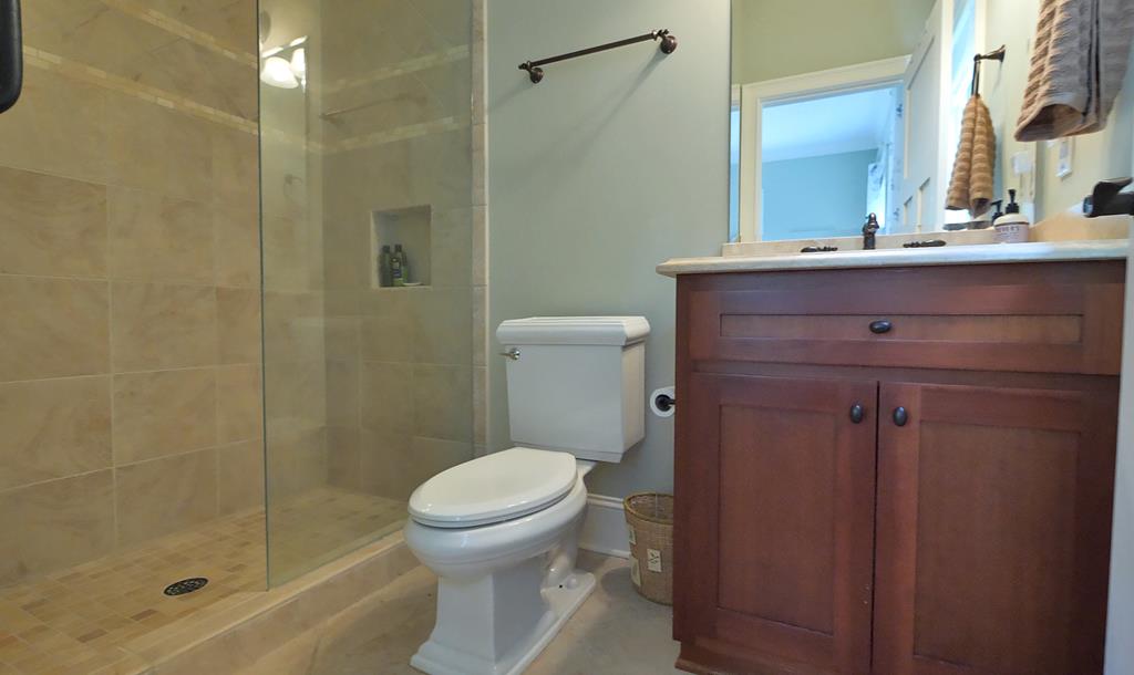 Ellijay, Georgia, 30536, United States, 6 Bedrooms Bedrooms, ,7 BathroomsBathrooms,Residential,Active,1790226