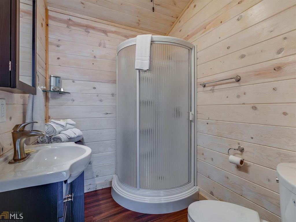 Blue Ridge, Georgia, 30513, United States, 3 Bedrooms Bedrooms, ,3 BathroomsBathrooms,Residential,Active,1926691