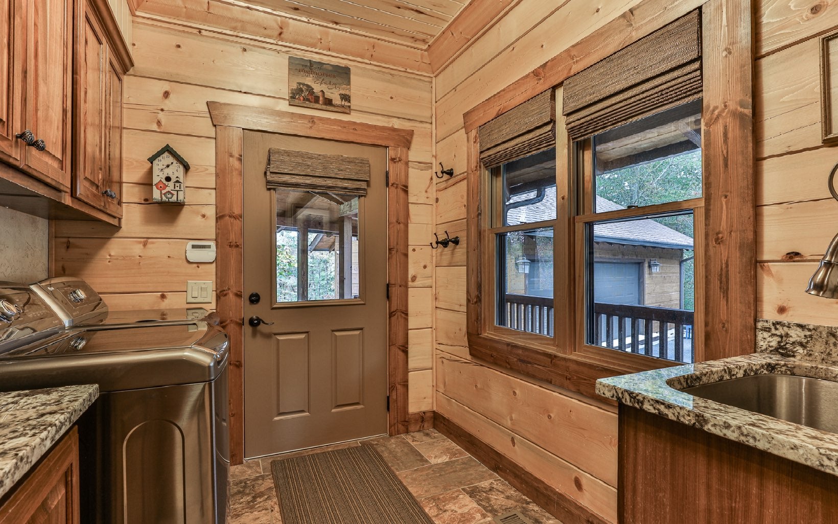 Talking Rock, Georgia, 30175, United States, 5 Bedrooms Bedrooms, ,6 BathroomsBathrooms,Residential,Active,1914601