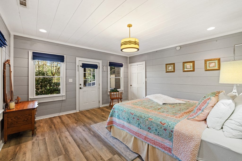 Blue Ridge, Georgia, 30513, United States, 4 Bedrooms Bedrooms, ,4 BathroomsBathrooms,Residential,Active,1990018