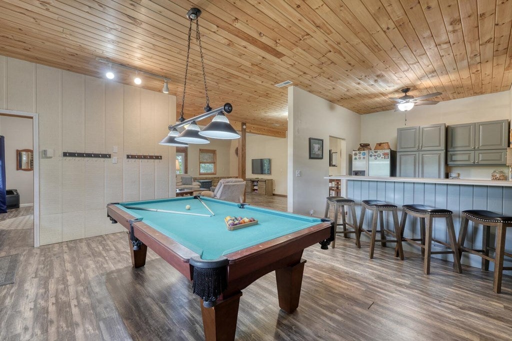 Blairsville, Georgia, 30512, United States, 4 Bedrooms Bedrooms, ,4 BathroomsBathrooms,Residential,Active,1920254