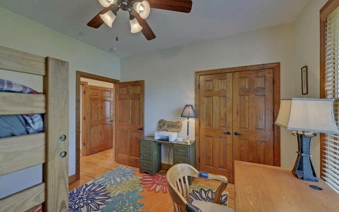 Hiawassee, Georgia, 30546, United States, 4 Bedrooms Bedrooms, ,3 BathroomsBathrooms,Residential,Active,1945082