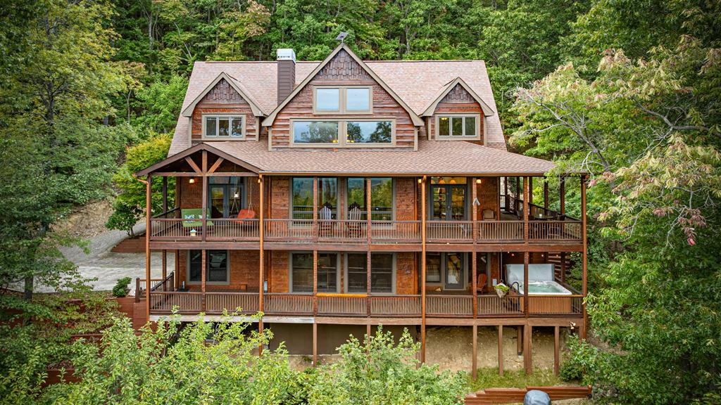 Morganton, Georgia, 30560, United States, 4 Bedrooms Bedrooms, ,5 BathroomsBathrooms,Residential,Active,1952626