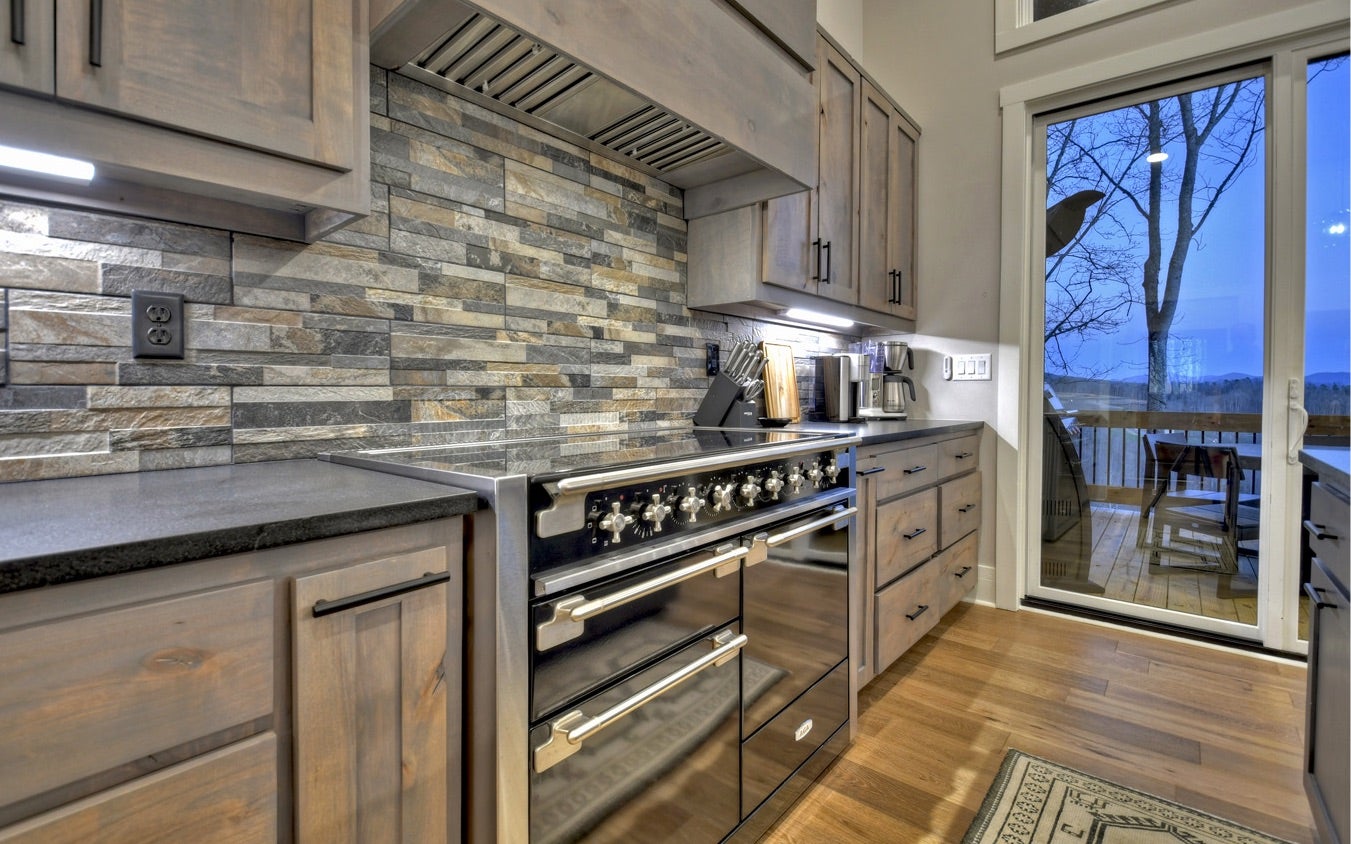 Morganton, Georgia, 30560, United States, 3 Bedrooms Bedrooms, ,4 BathroomsBathrooms,Residential,Active,2007013