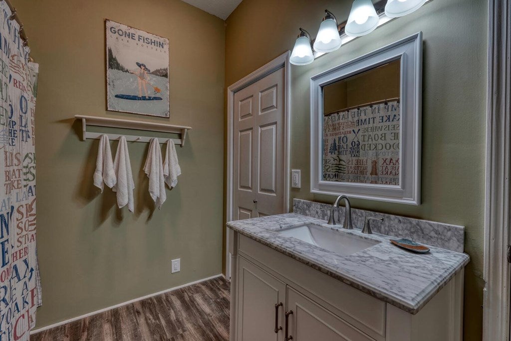 Blairsville, Georgia, 30512, United States, 4 Bedrooms Bedrooms, ,4 BathroomsBathrooms,Residential,Active,1920254