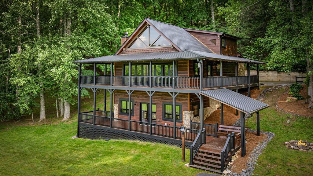 Blue Ridge, Georgia, 30513, United States, 3 Bedrooms Bedrooms, ,4 BathroomsBathrooms,Residential,Active,2008330
