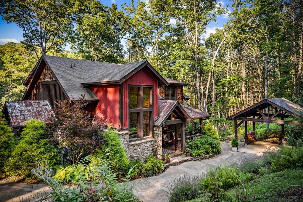 Blue Ridge, Georgia, 30513, United States, 3 Bedrooms Bedrooms, ,5 BathroomsBathrooms,Residential,Active,1973531