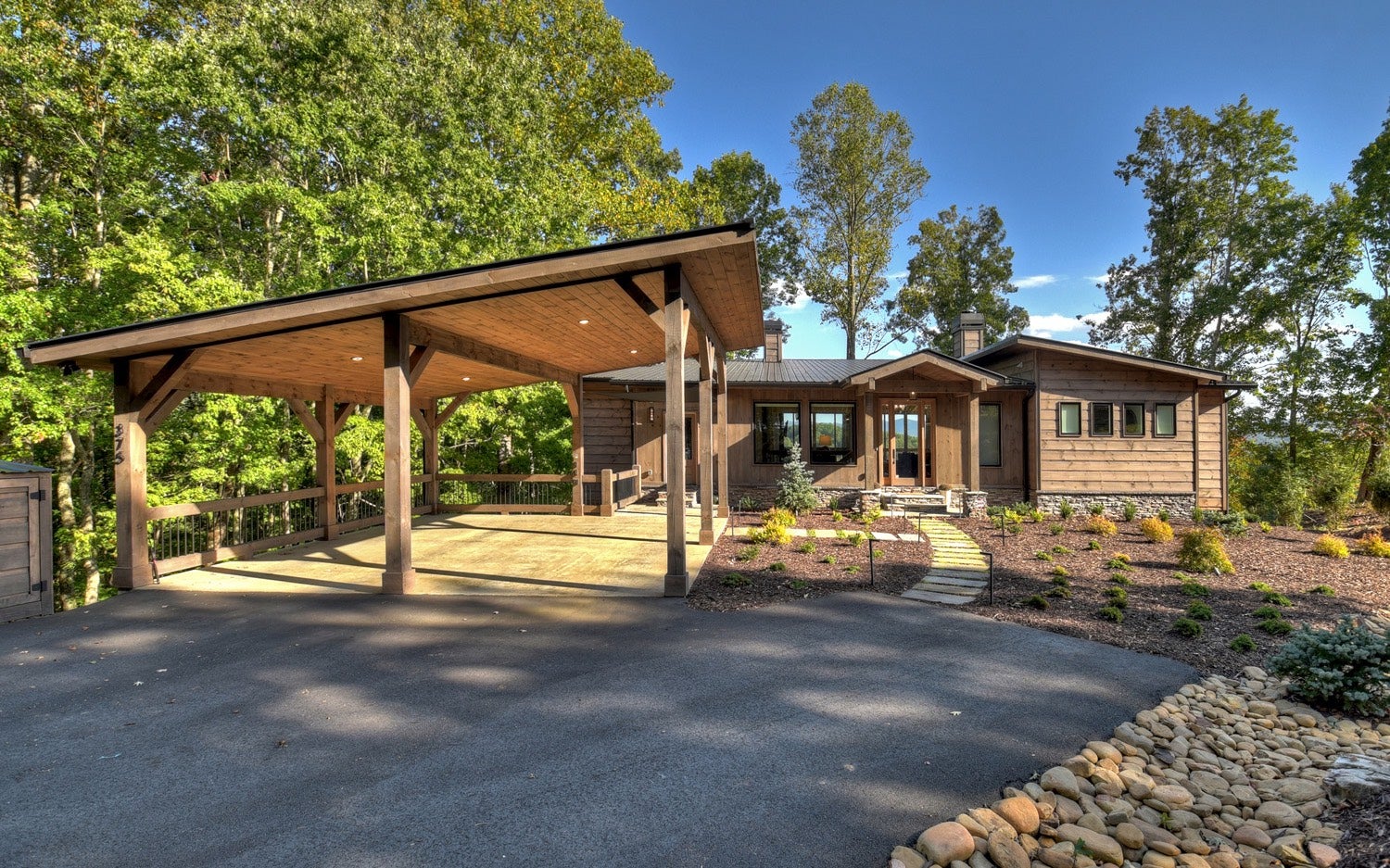 Morganton, Georgia, 30560, United States, 3 Bedrooms Bedrooms, ,4 BathroomsBathrooms,Residential,Active,2007013