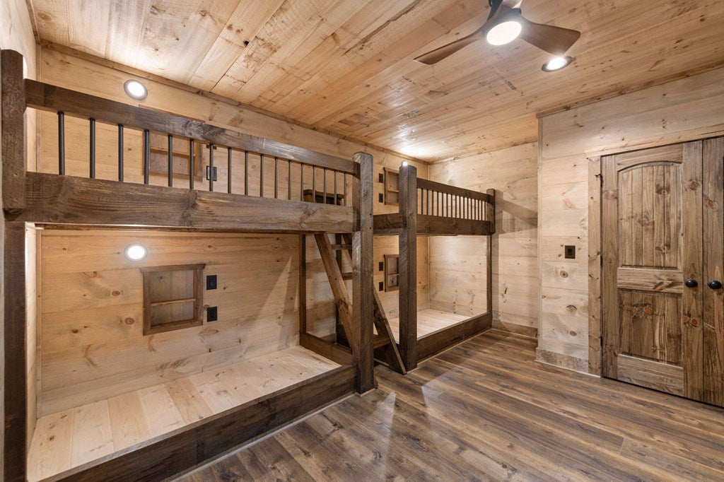 Blue Ridge, Georgia, 30513, United States, 4 Bedrooms Bedrooms, ,4 BathroomsBathrooms,Residential,Active,1941116