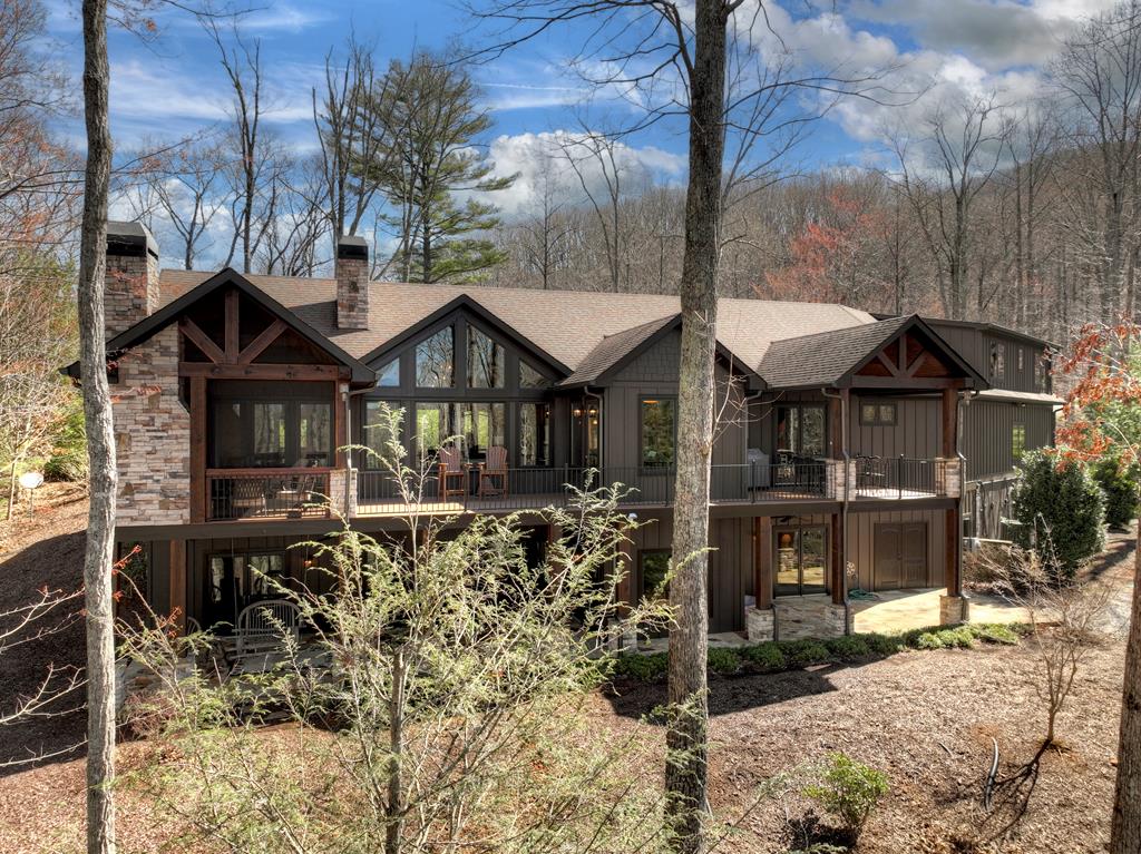 Ellijay, Georgia, 30536, United States, 5 Bedrooms Bedrooms, ,6 BathroomsBathrooms,Residential,Active,1953362