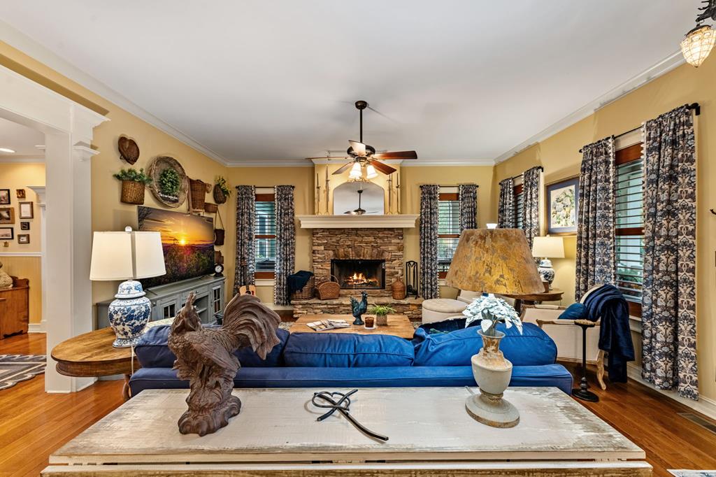 Ellijay, Georgia, 30540, United States, 4 Bedrooms Bedrooms, ,3 BathroomsBathrooms,Residential,Active,1968430