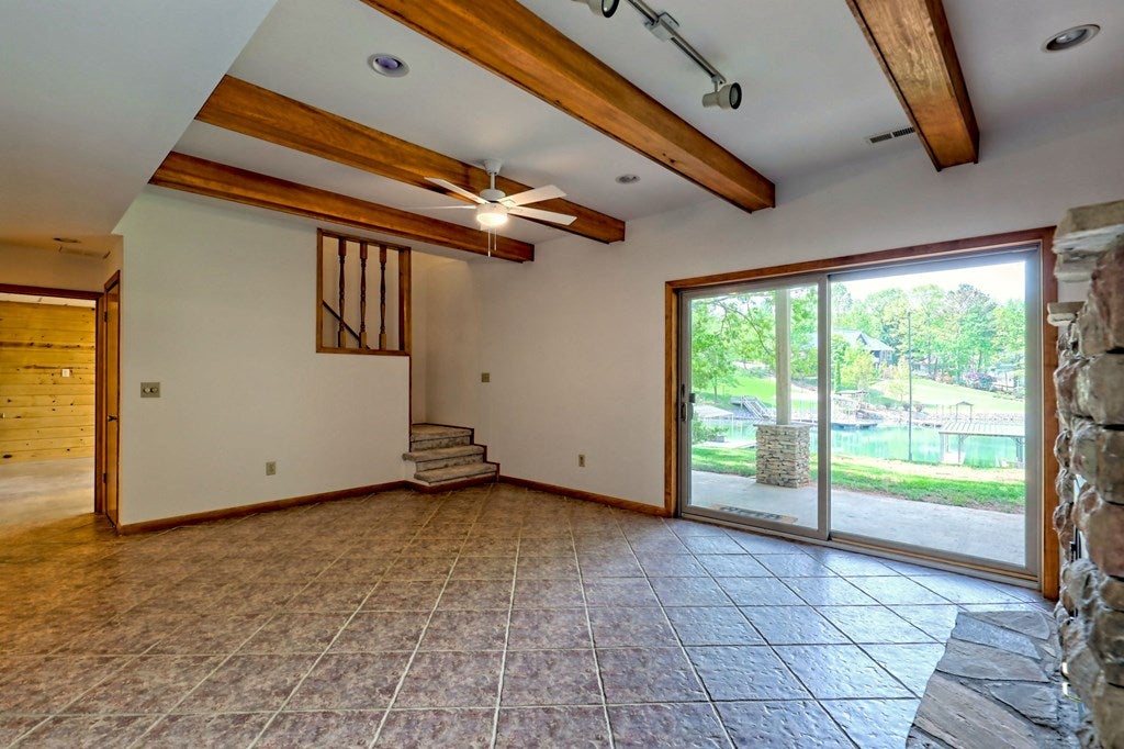 Hiawassee, Georgia, 30546, United States, 3 Bedrooms Bedrooms, ,3 BathroomsBathrooms,Residential,Active,1790158