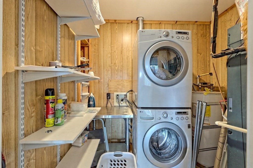 Blairsville, Georgia, 30512, United States, 3 Bedrooms Bedrooms, ,6 BathroomsBathrooms,Residential,Active,1920218