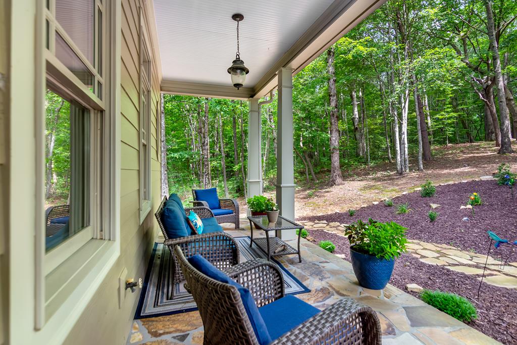 Ellijay, Georgia, 30536, United States, 6 Bedrooms Bedrooms, ,7 BathroomsBathrooms,Residential,Active,1790226