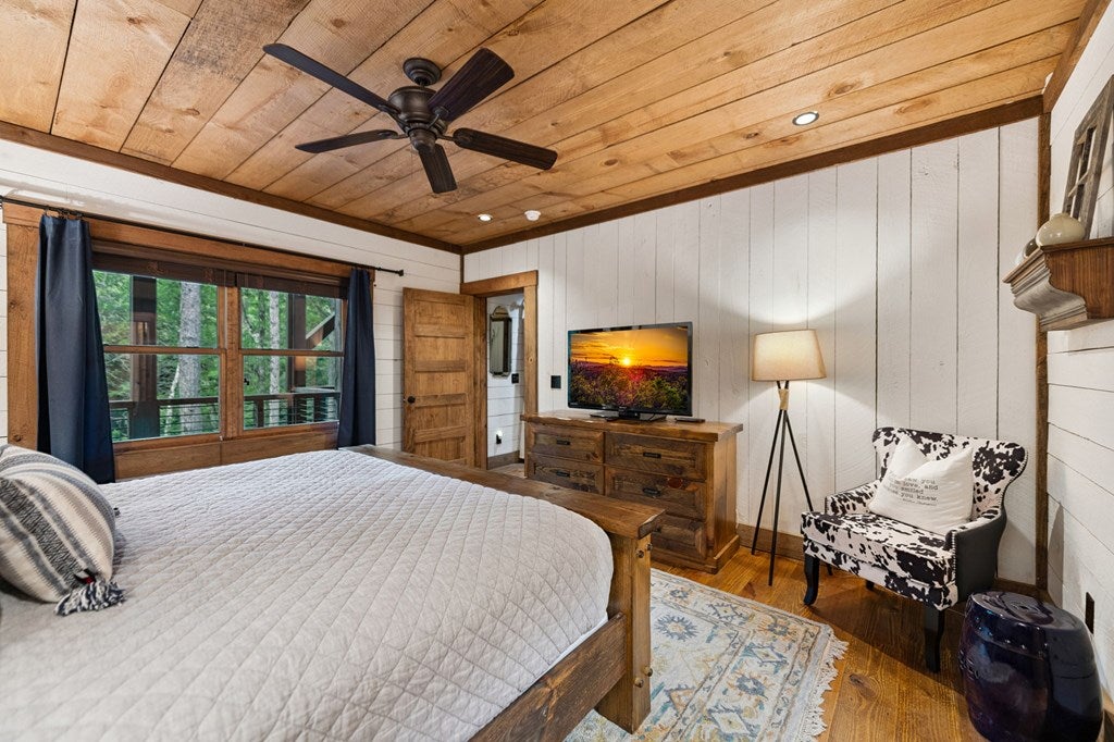 Blue Ridge, Georgia, 30513, United States, 3 Bedrooms Bedrooms, ,5 BathroomsBathrooms,Residential,Active,1973531