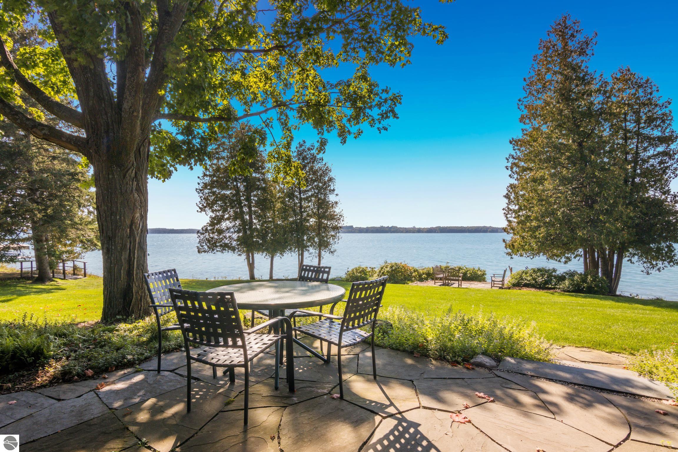 Rapid City, Michigan, 49676, United States, 5 Bedrooms Bedrooms, ,5 BathroomsBathrooms,Residential,Active,1945320