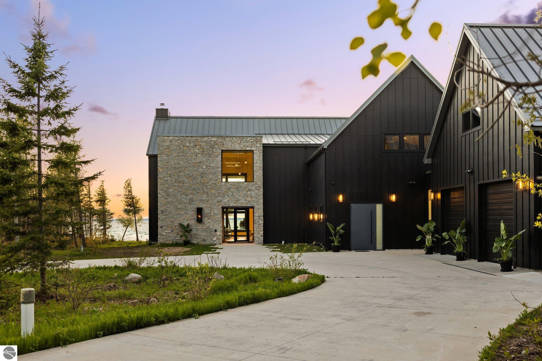 Northport, Michigan, 49670, United States, 3 Bedrooms Bedrooms, ,4 BathroomsBathrooms,Residential,Active,1843407