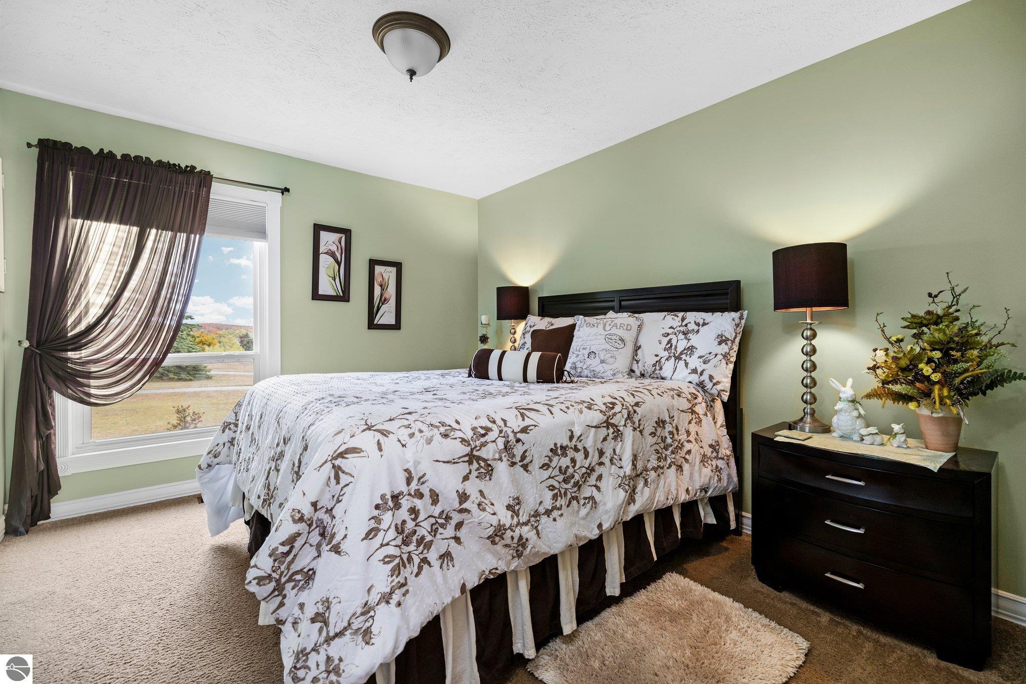 Traverse City, Michigan, 49684, United States, ,5 BathroomsBathrooms,Residential,Active,1831839