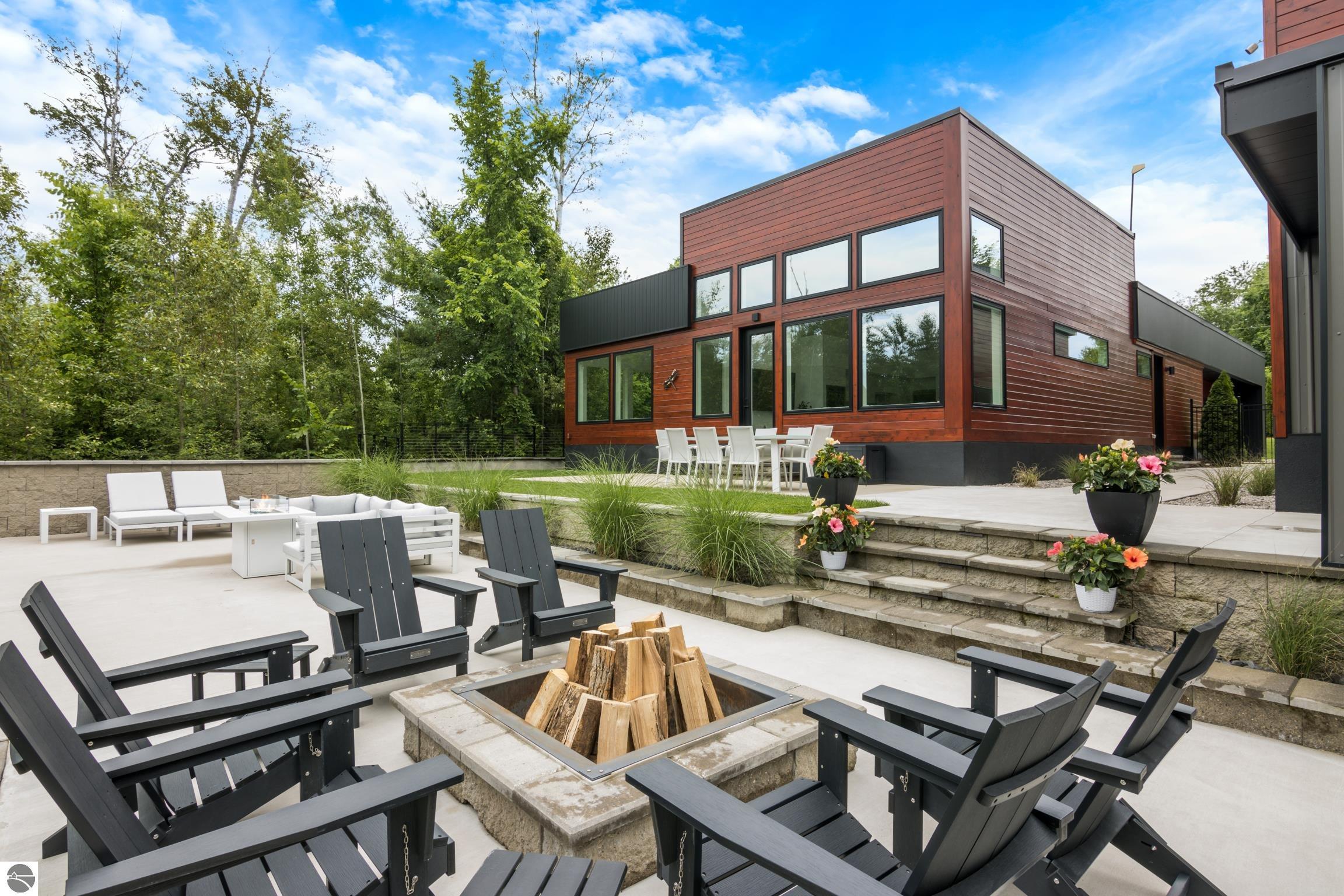 Williamsburg, Michigan, 49690, United States, 3 Bedrooms Bedrooms, ,3 BathroomsBathrooms,Residential,Active,1871591