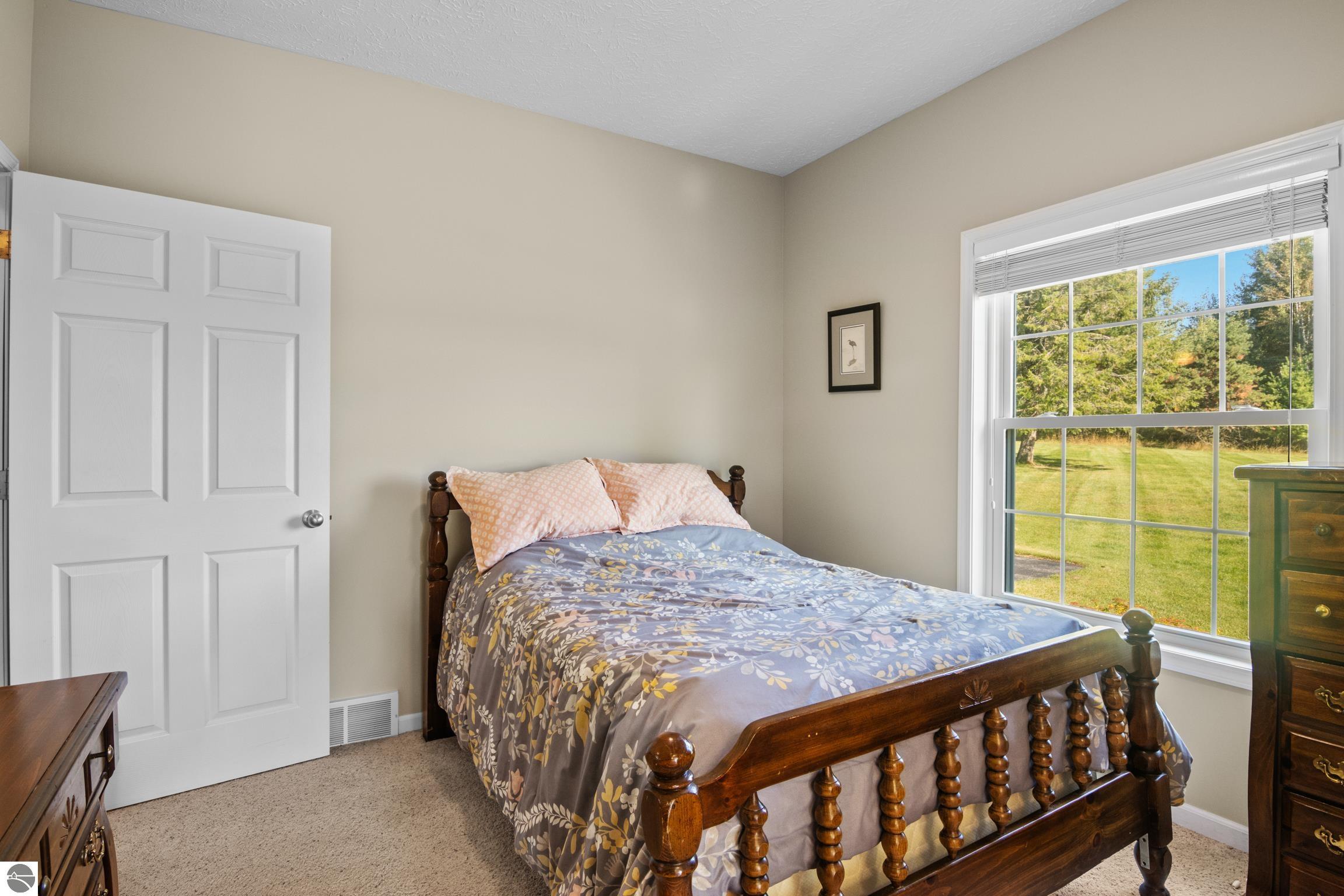 Williamsburg, Michigan, 49690, United States, 3 Bedrooms Bedrooms, ,3 BathroomsBathrooms,Residential,Active,1945241