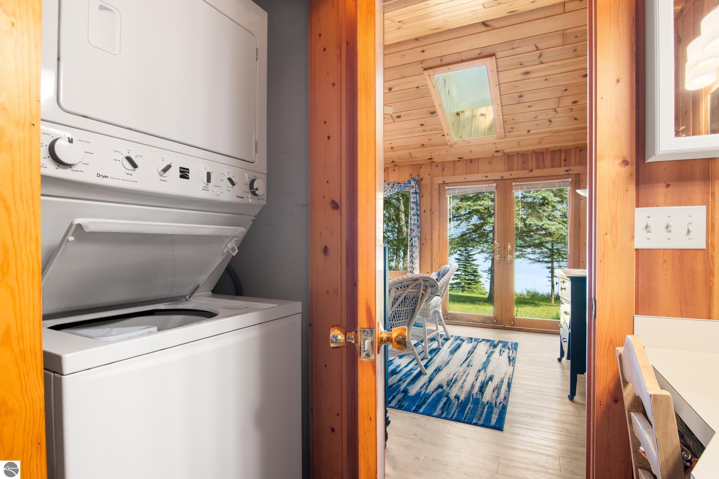 Kewadin, Michigan, 49648, United States, 4 Bedrooms Bedrooms, ,2 BathroomsBathrooms,Residential,Active,1904686