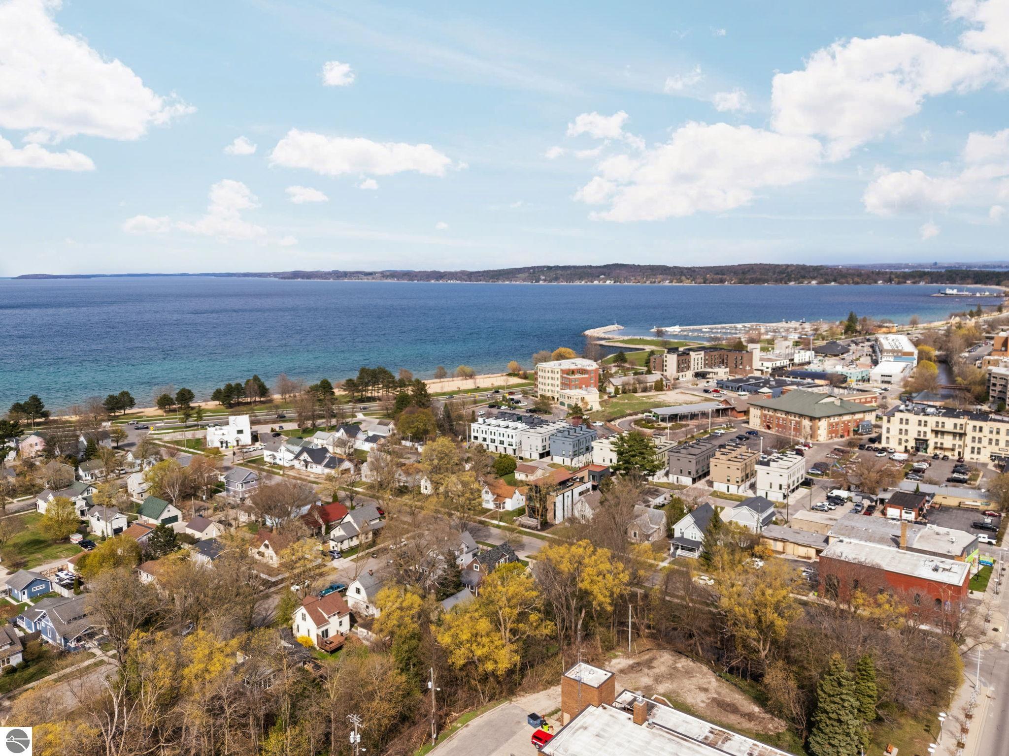 Traverse City, Michigan, 49684, United States, 8 Bedrooms Bedrooms, ,12 BathroomsBathrooms,Residential,Active,2044588
