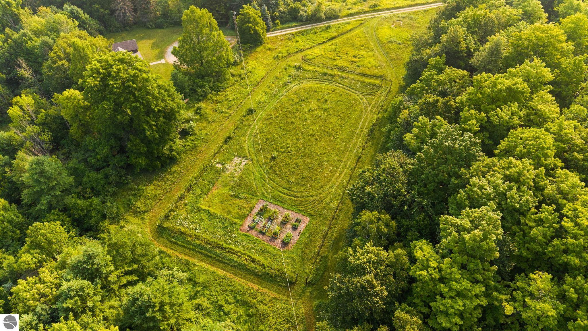 Traverse City, Michigan, 49684, United States, 4 Bedrooms Bedrooms, ,3 BathroomsBathrooms,Residential,Active,1909642