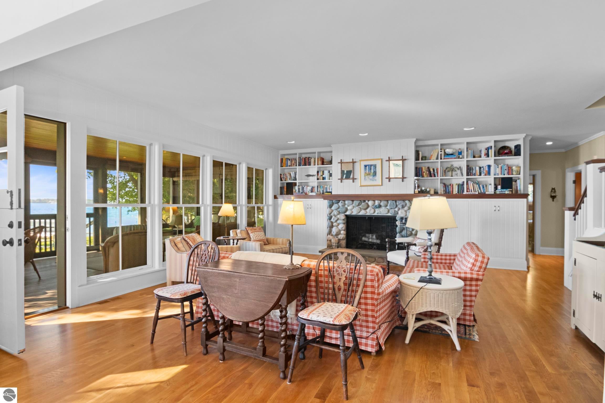 Rapid City, Michigan, 49676, United States, 5 Bedrooms Bedrooms, ,5 BathroomsBathrooms,Residential,Active,1945320