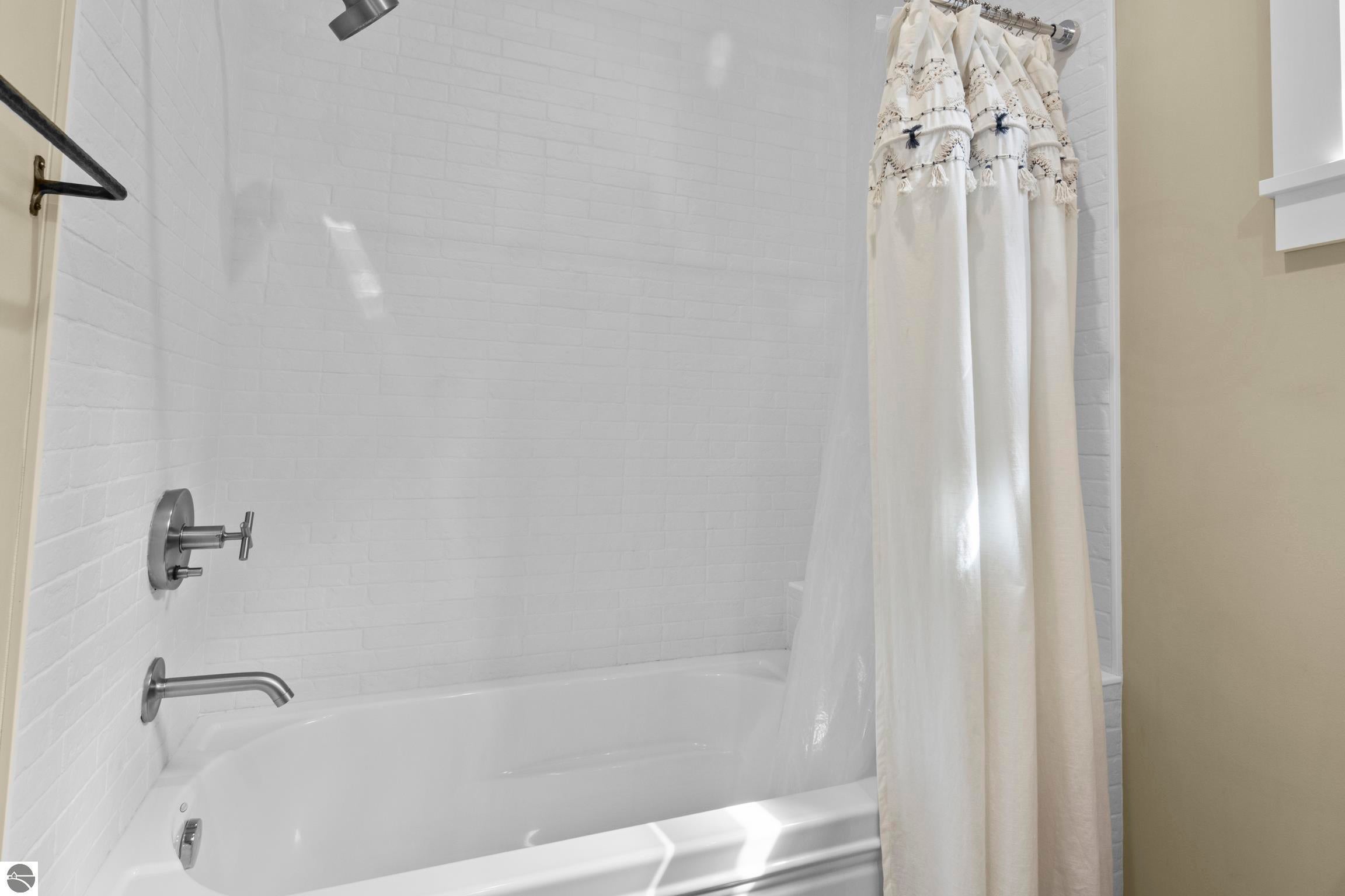 Central Lake, Michigan, 49622, United States, 3 Bedrooms Bedrooms, ,4 BathroomsBathrooms,Residential,Active,1871658