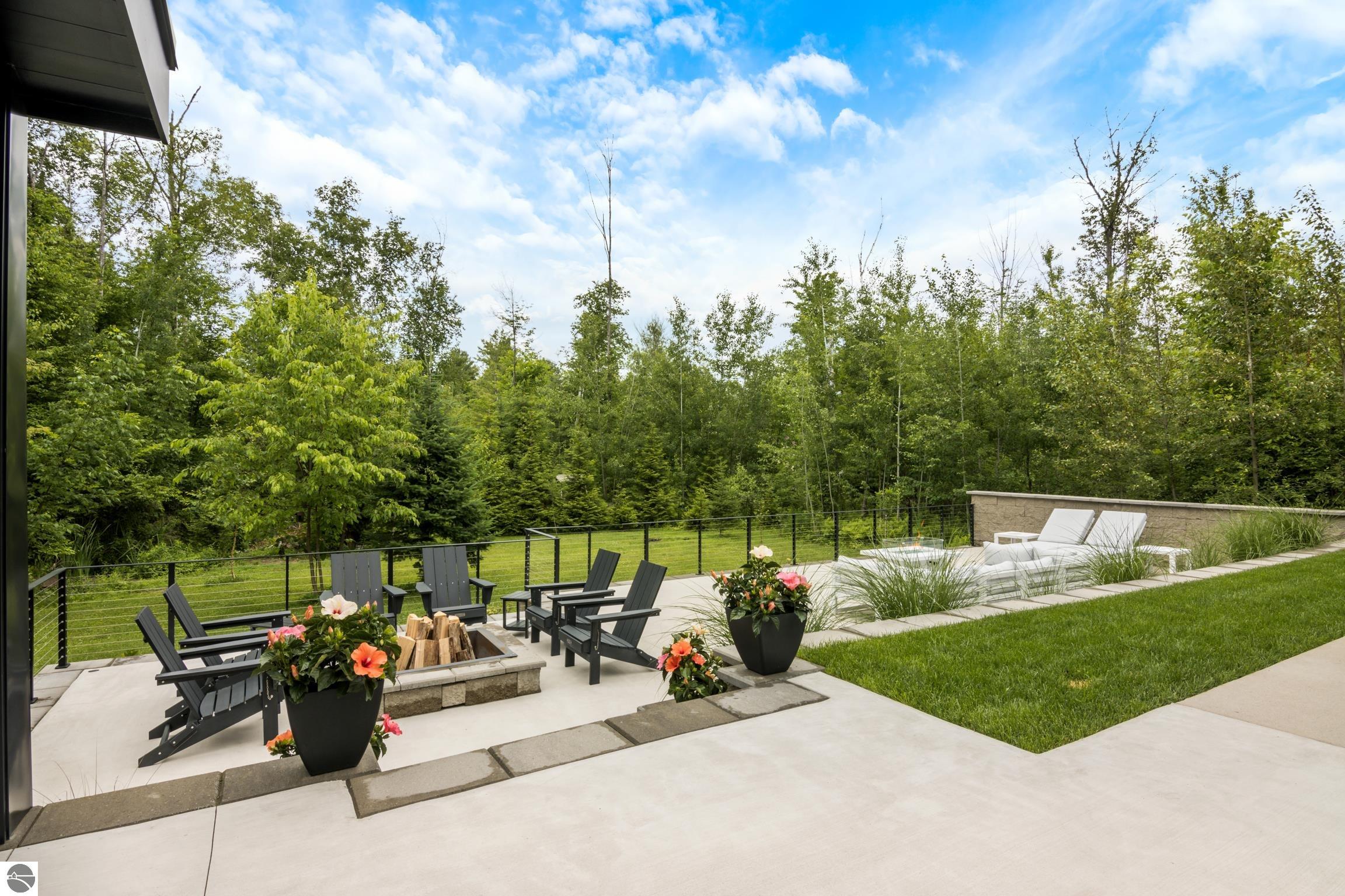 Williamsburg, Michigan, 49690, United States, 3 Bedrooms Bedrooms, ,3 BathroomsBathrooms,Residential,Active,1871591