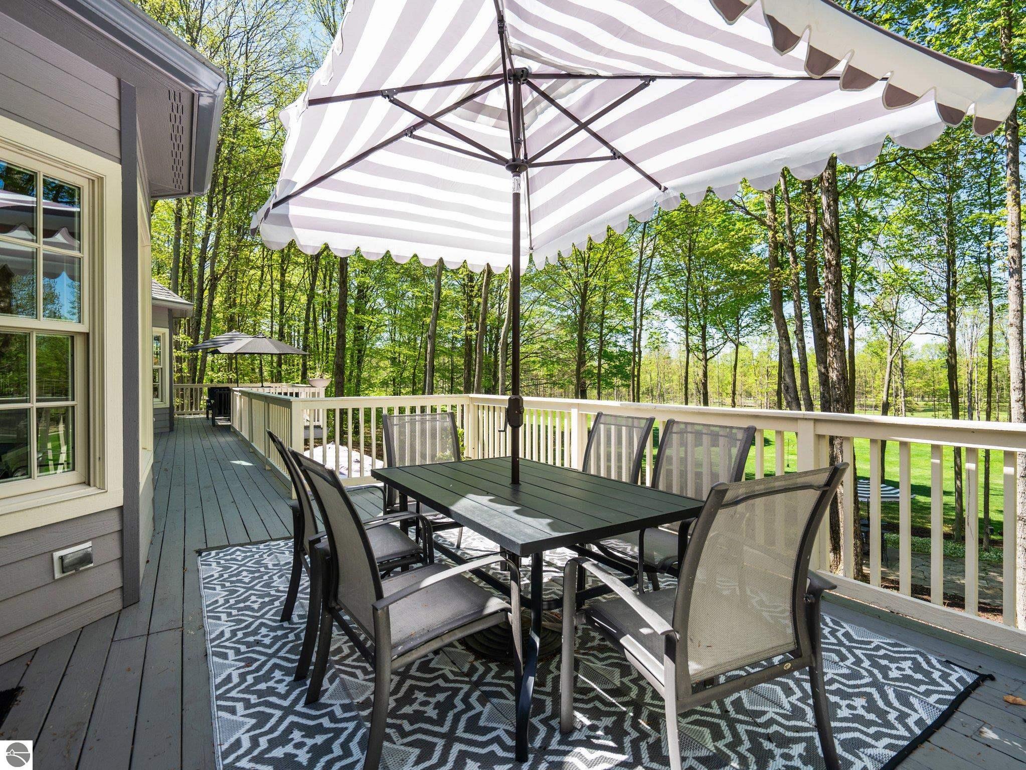 Thompsonville, Michigan, 49683, United States, 5 Bedrooms Bedrooms, ,6 BathroomsBathrooms,Residential,Active,1820794