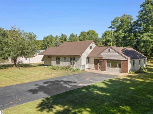 1939 HANMER RD, BENZONIA, MI 49616 - Image 1