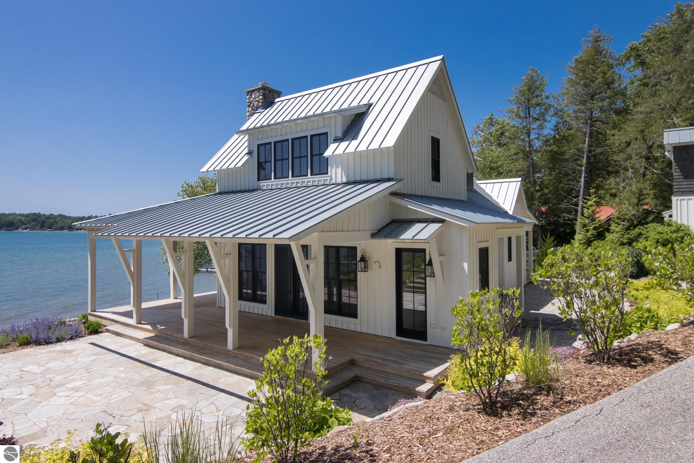 Central Lake, Michigan, 49622, United States, 3 Bedrooms Bedrooms, ,4 BathroomsBathrooms,Residential,Active,1871658