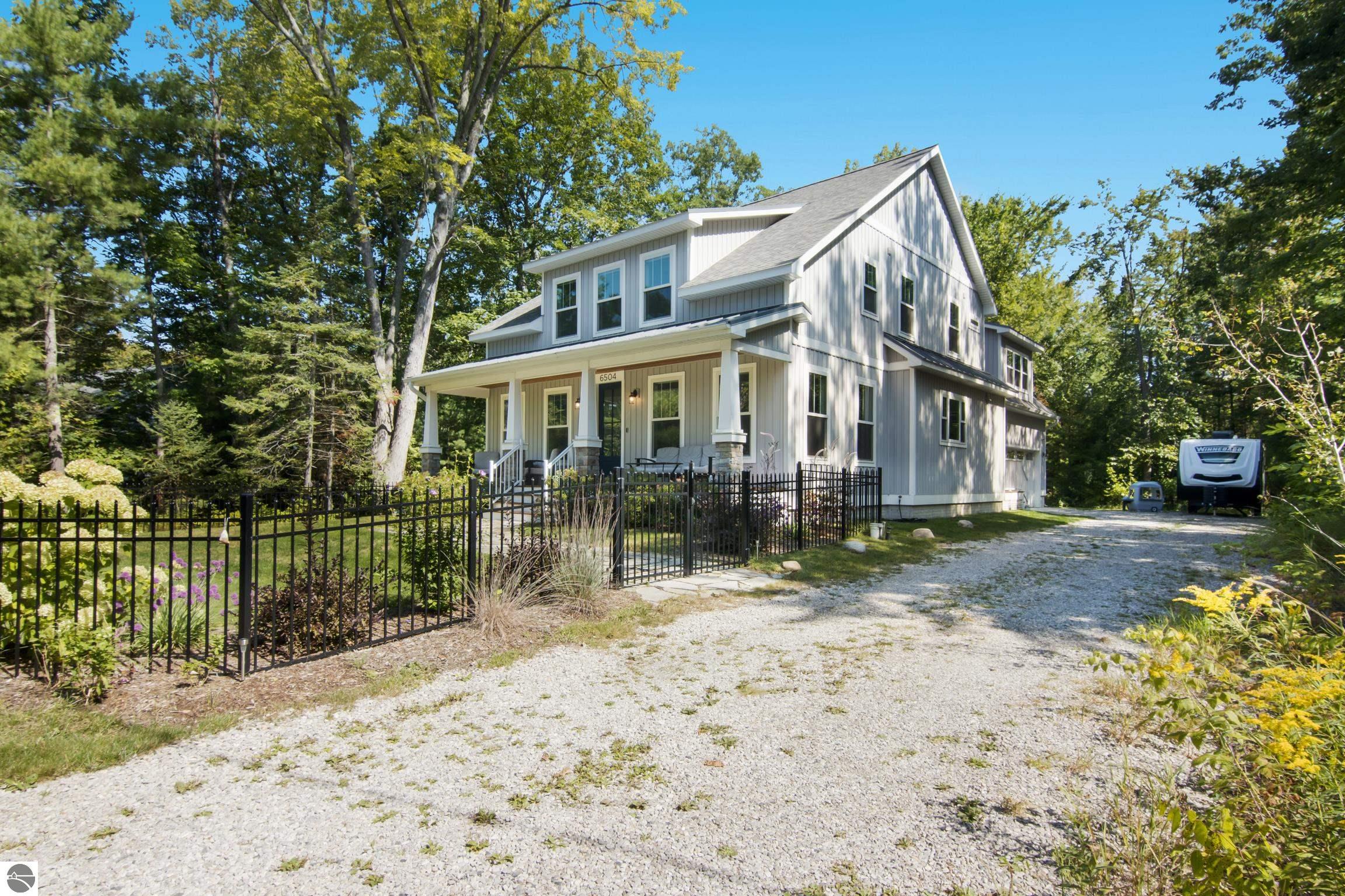 Williamsburg, Michigan, 49690, United States, 4 Bedrooms Bedrooms, ,5 BathroomsBathrooms,Residential,Active,1944035