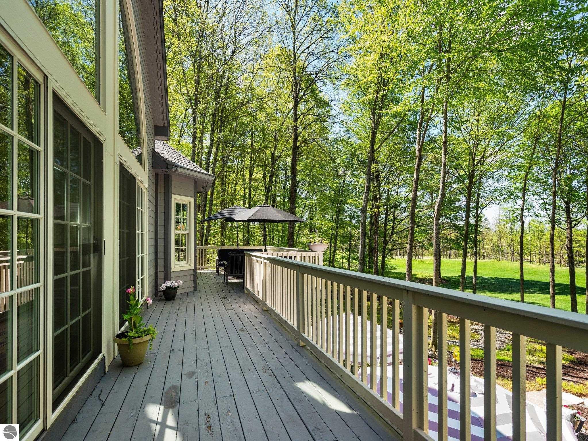 Thompsonville, Michigan, 49683, United States, 5 Bedrooms Bedrooms, ,6 BathroomsBathrooms,Residential,Active,1820794