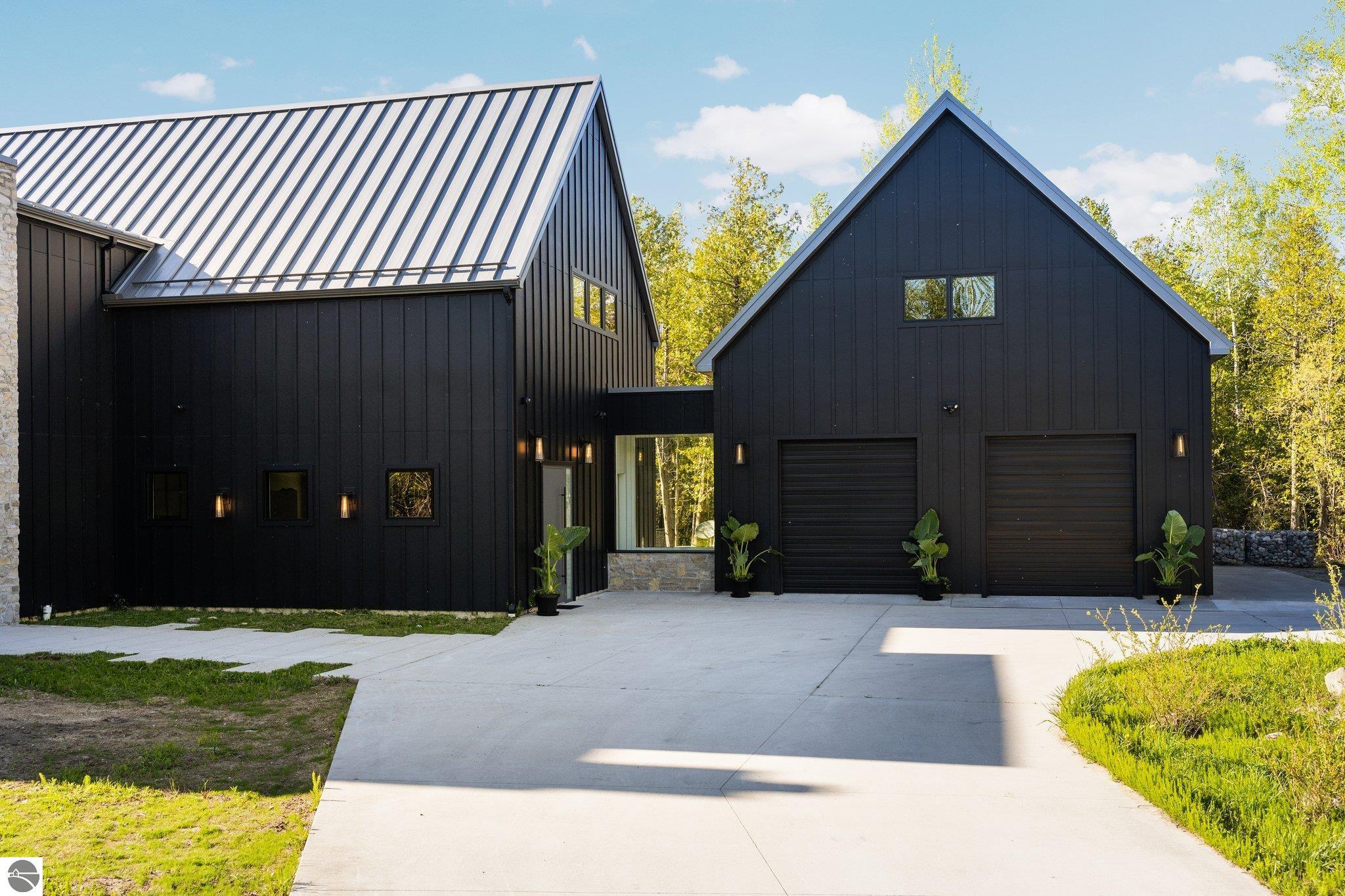 Northport, Michigan, 49670, United States, 3 Bedrooms Bedrooms, ,4 BathroomsBathrooms,Residential,Active,1843407