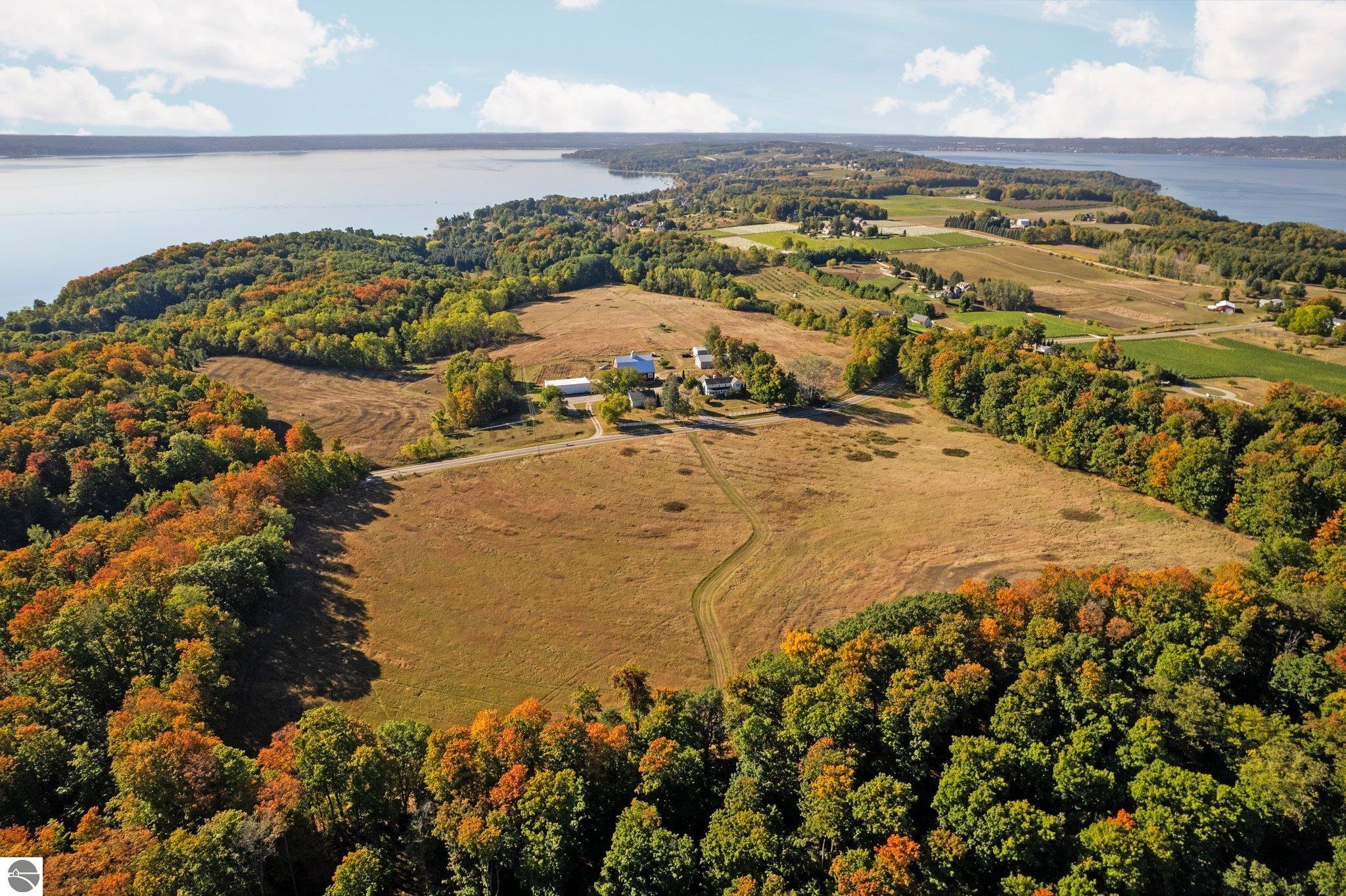 Traverse City, Michigan, 49686, United States, 4 Bedrooms Bedrooms, ,2 BathroomsBathrooms,Residential,Active,1934796