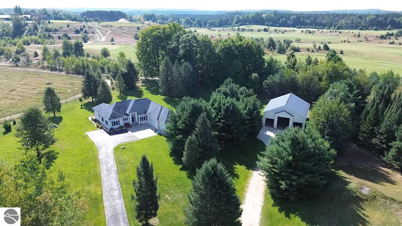 Williamsburg, Michigan, 49690, United States, 3 Bedrooms Bedrooms, ,3 BathroomsBathrooms,Residential,Active,1945241