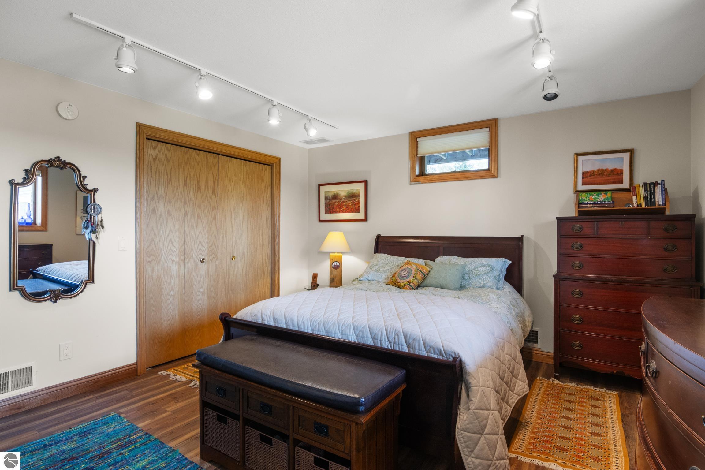 Williamsburg, Michigan, 49690, United States, ,4 BathroomsBathrooms,Residential,Active,1831821