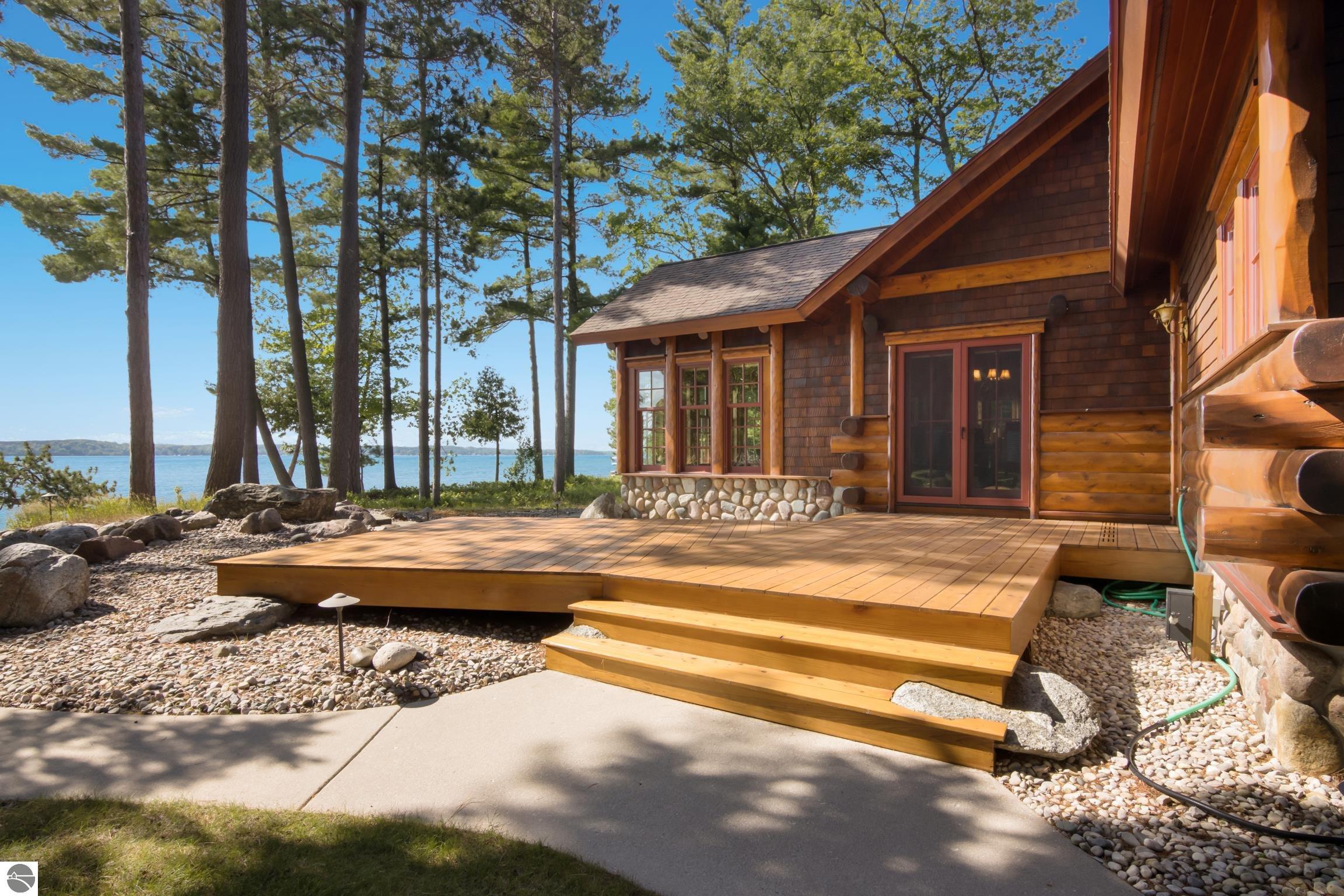 Williamsburg, Michigan, 49690, United States, 3 Bedrooms Bedrooms, ,3 BathroomsBathrooms,Residential,Active,1900200