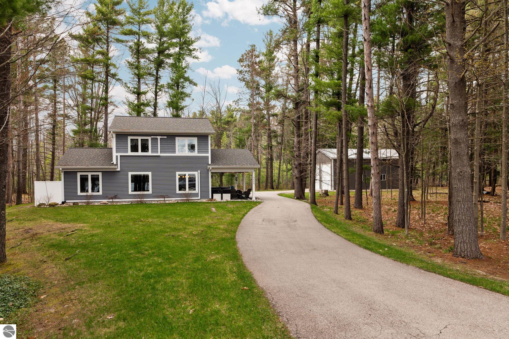 Traverse City, Michigan, 49685, United States, 4 Bedrooms Bedrooms, ,3 BathroomsBathrooms,Residential,Active,2042206