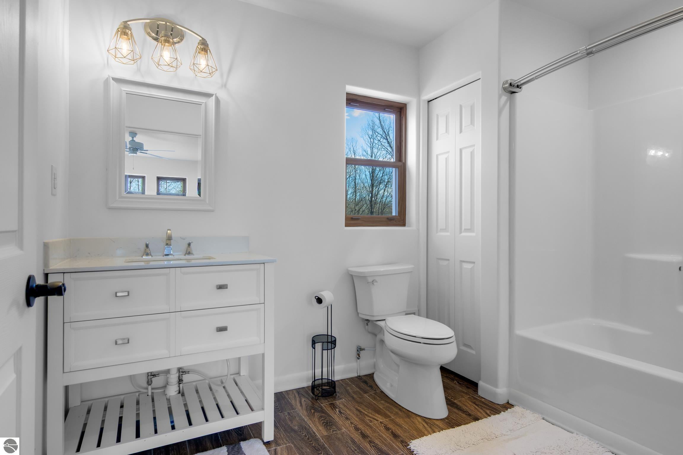 Kalkaska, Michigan, 49646, United States, 4 Bedrooms Bedrooms, ,5 BathroomsBathrooms,Residential,Active,1992305