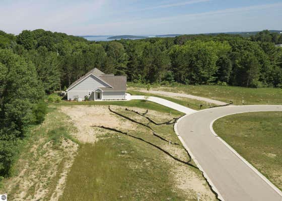 207 VINEYARD RIDGE DRIVE, TRAVERSE CITY, MI 49686, photo 2 of 15