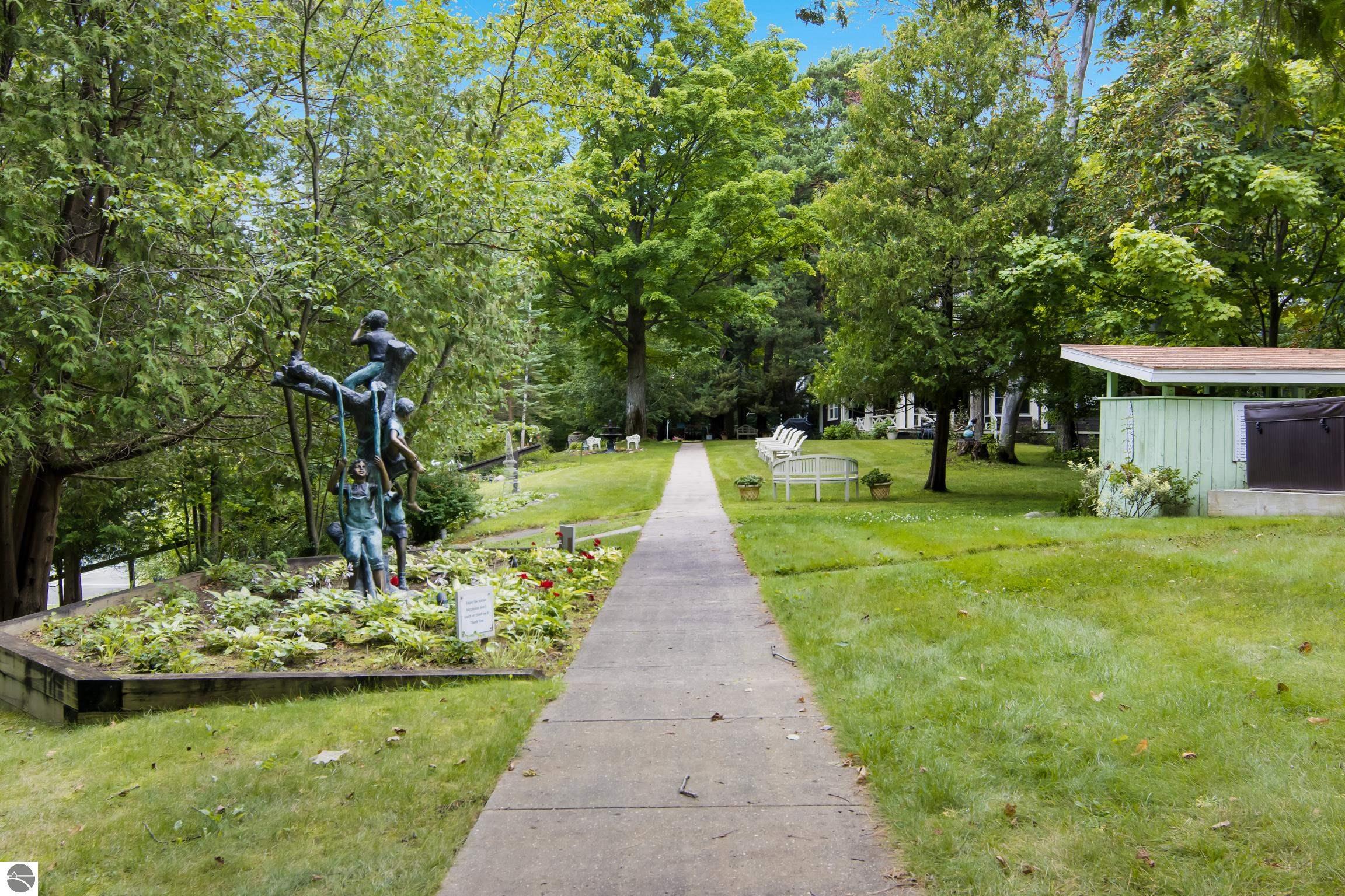Bellaire, Michigan, 49615, United States, 7 Bedrooms Bedrooms, ,5 BathroomsBathrooms,Residential,Active,1920264