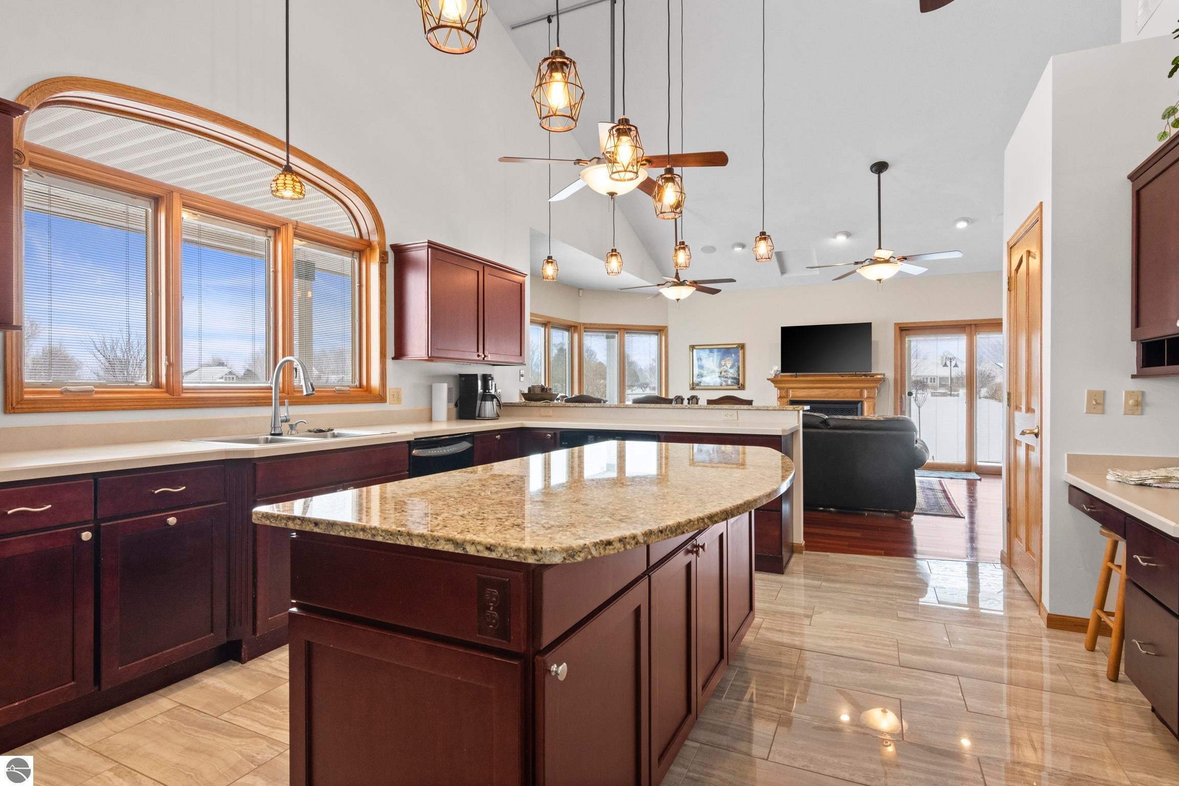 Williamsburg, Michigan, 49690, United States, 5 Bedrooms Bedrooms, ,4 BathroomsBathrooms,Residential,Active,2015233